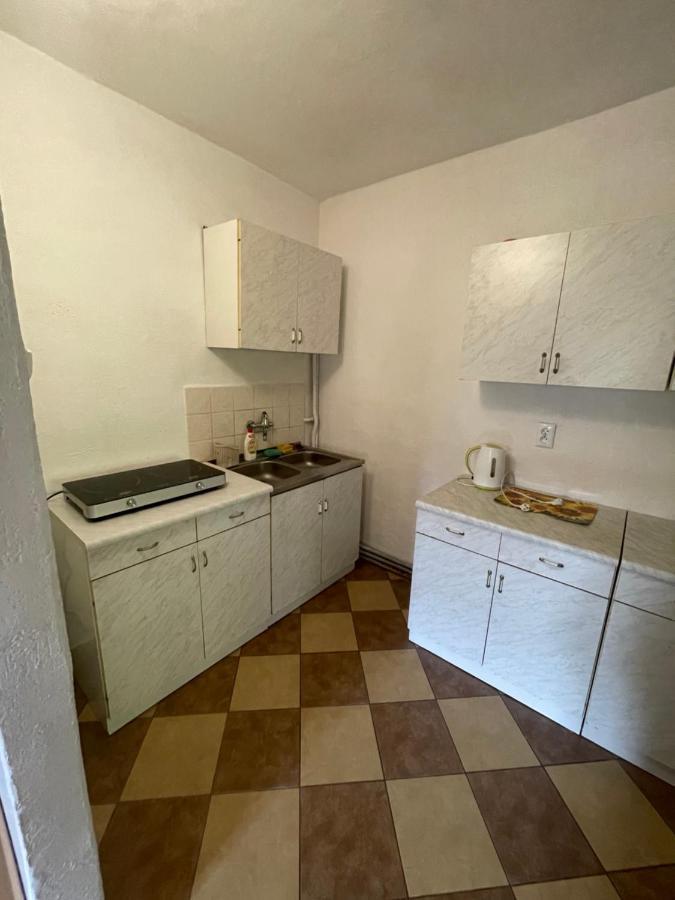 Pod Piekielkiem Appartement Szczytna Buitenkant foto
